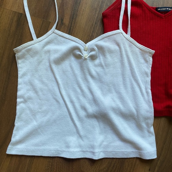 Three Brandy Melville tanks - Picture 4 of 4